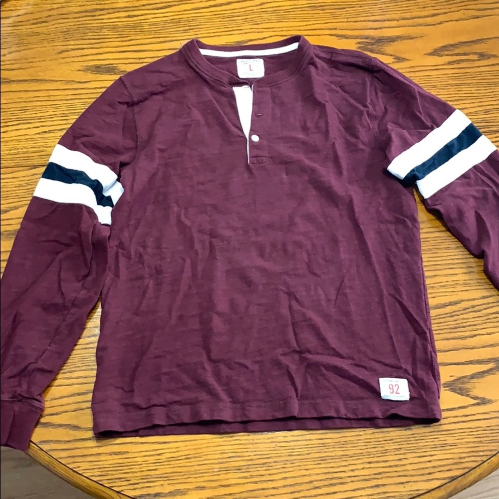 Abercrombie and Fitch Henley maroon